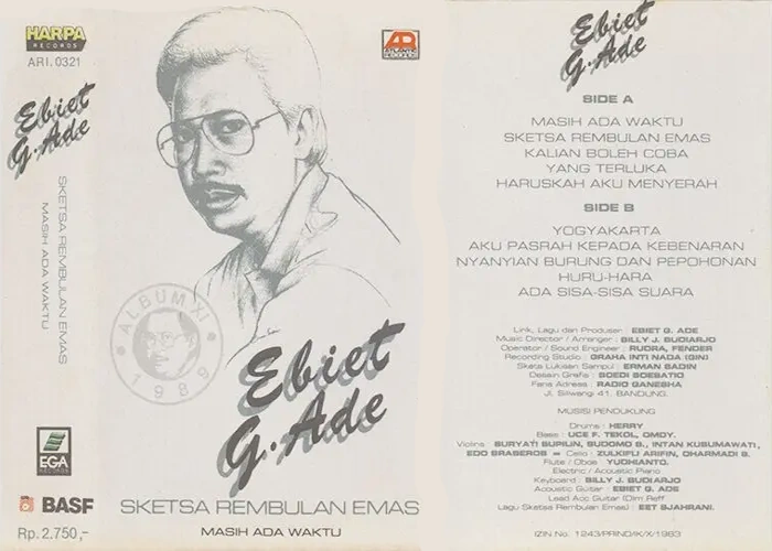 Sketsa Rembulan Emas / Masih Ada Waktu